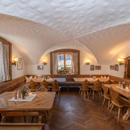 Gasthof Loewen Schruns Exteriör bild